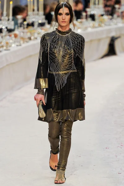 Look 55